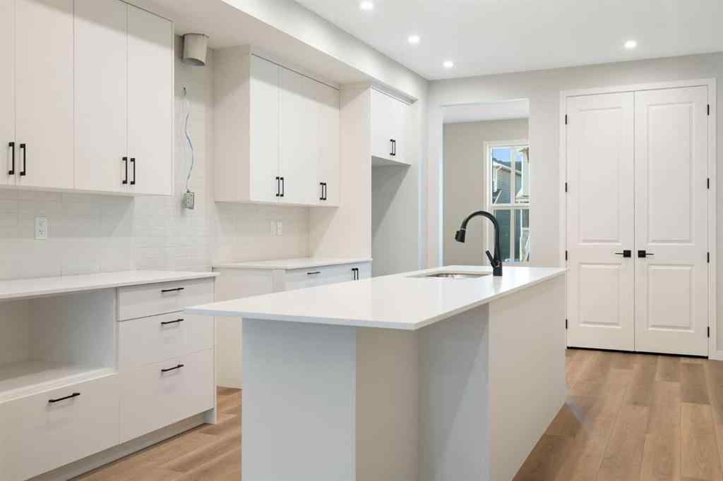 MLS® A2258333 - 552 Rowmont Boulevard NW in Haskayne Calgary, Residential