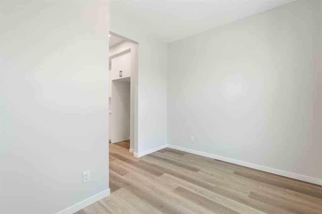 MLS® A2258333 - 552 Rowmont Boulevard NW in Haskayne Calgary, Residential