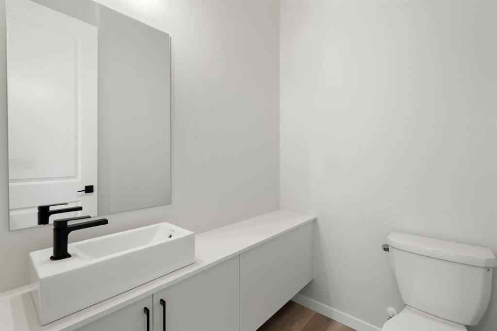 MLS® A2258333 - 552 Rowmont Boulevard NW in Haskayne Calgary, Residential