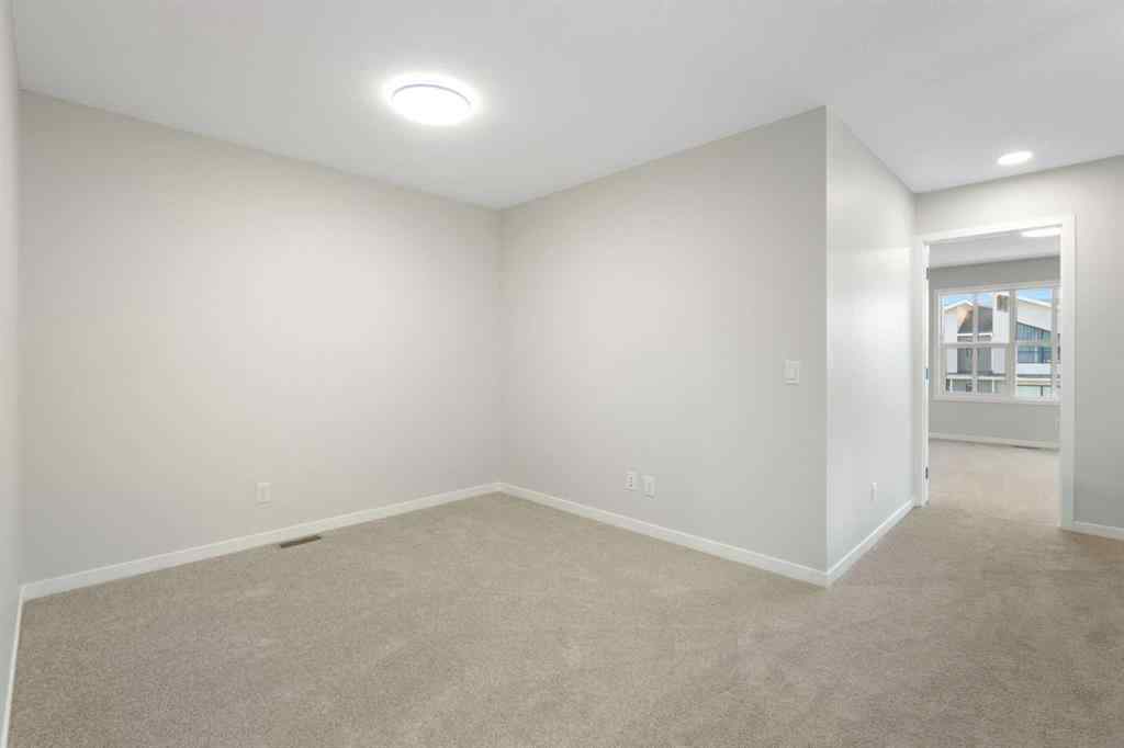 MLS® A2258333 - 552 Rowmont Boulevard NW in Haskayne Calgary, Residential