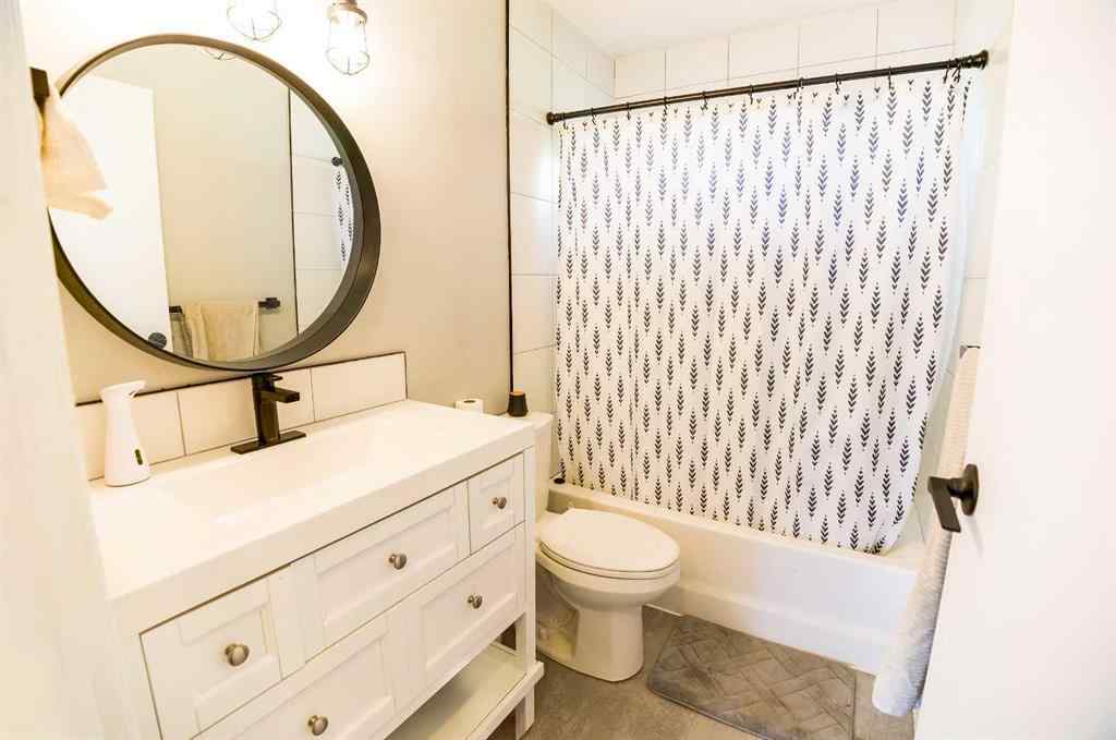 MLS® A2258335 - 27006 Township Road 405.5 Township  in NONE Rural Lacombe County, Commercial