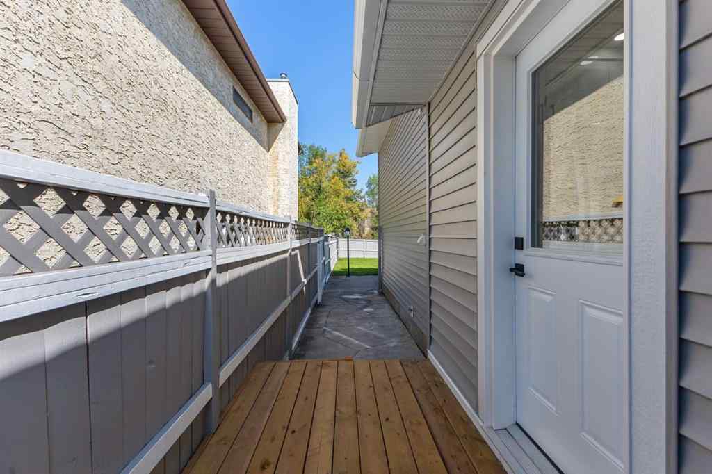 MLS® A2258338 - 268 Deersaxon Circle SE in Deer Run Calgary, Residential