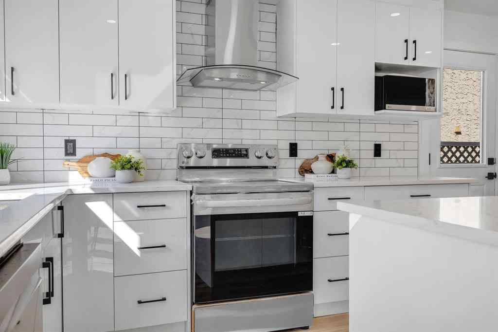 MLS® A2258338 - 268 Deersaxon Circle SE in Deer Run Calgary, Residential