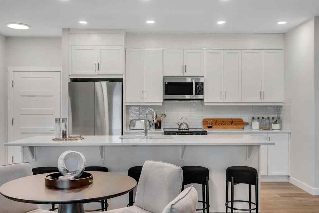 MLS® A2258339 - Unit #112 125 Wolf Hollow Crescent SE in Wolf Willow Calgary, Residential