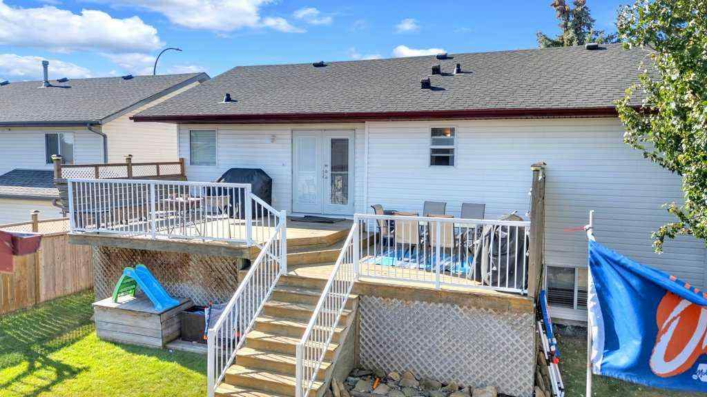MLS® A2258340 - 66 Hallgren Drive  in Hewlett Park Sylvan Lake, Residential