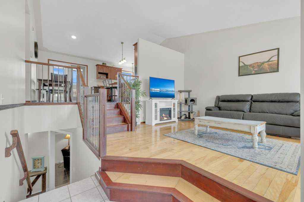 MLS® A2258340 - 66 Hallgren Drive  in Hewlett Park Sylvan Lake, Residential