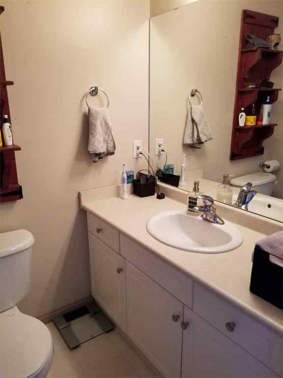 MLS® A2258341 - 8810 126 Avenue  in Crystal Lake Estates Grande Prairie, Rental