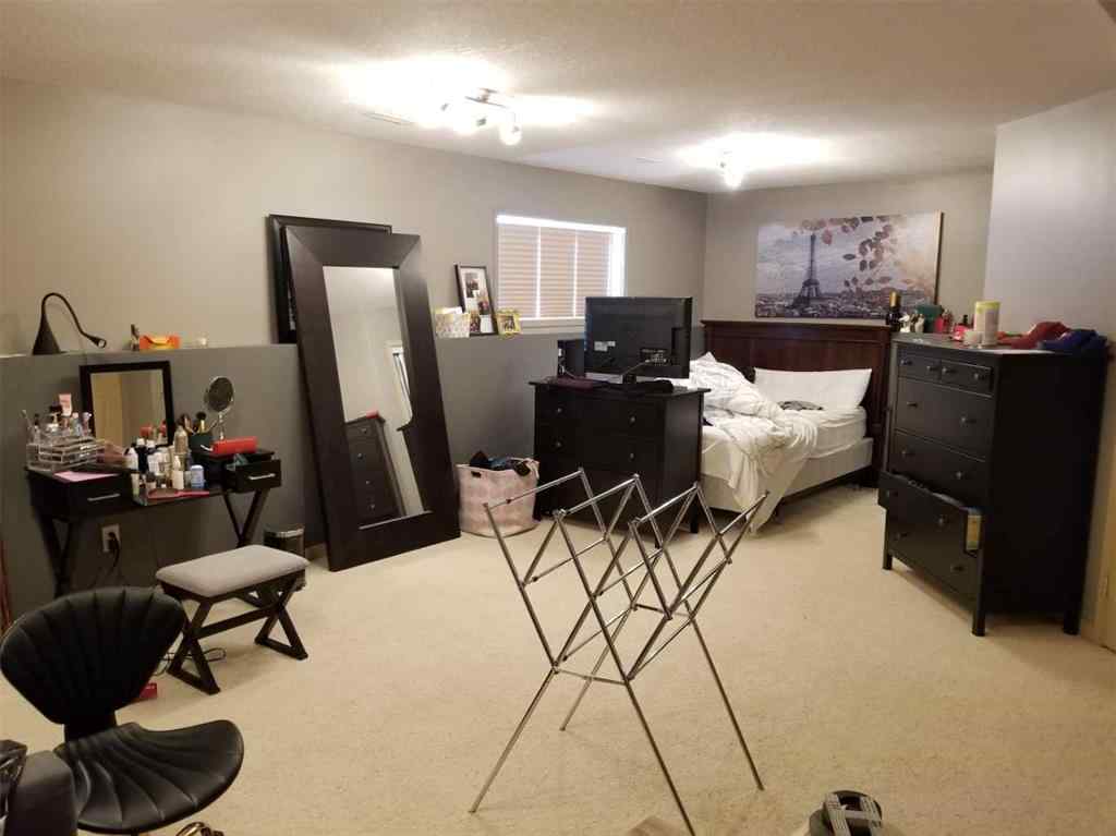 MLS® A2258341 - 8810 126 Avenue  in Crystal Lake Estates Grande Prairie, Rental