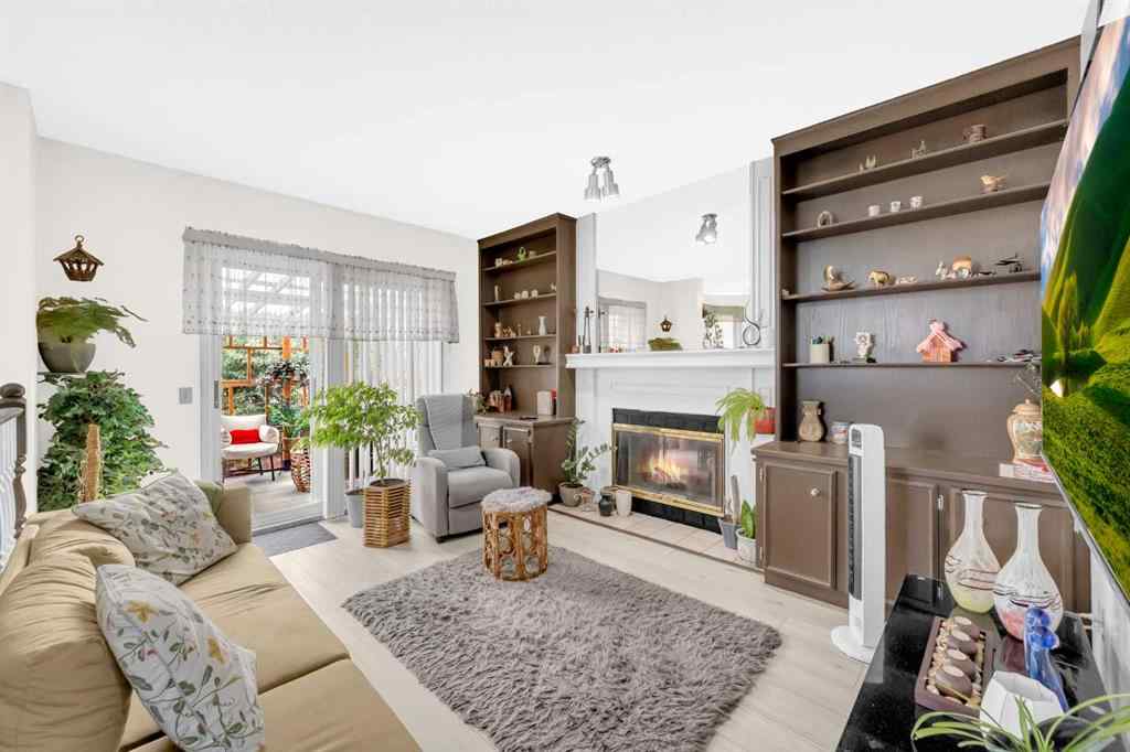 MLS® A2258343 - 4 Fallingworth Bay NE in Falconridge Calgary, Residential