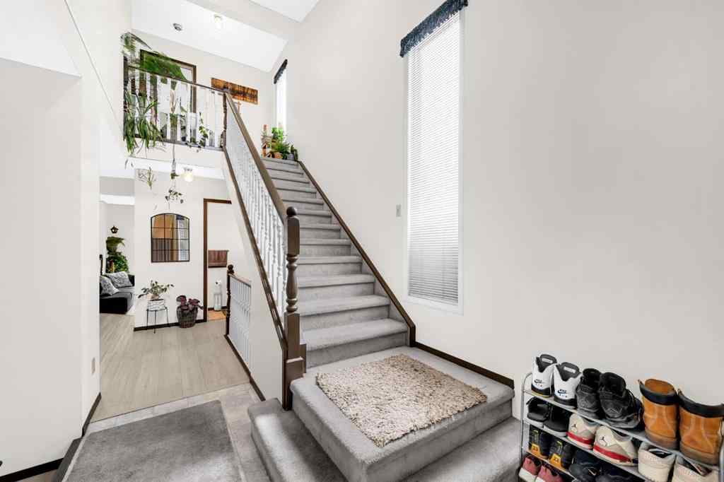 MLS® A2258343 - 4 Fallingworth Bay NE in Falconridge Calgary, Residential