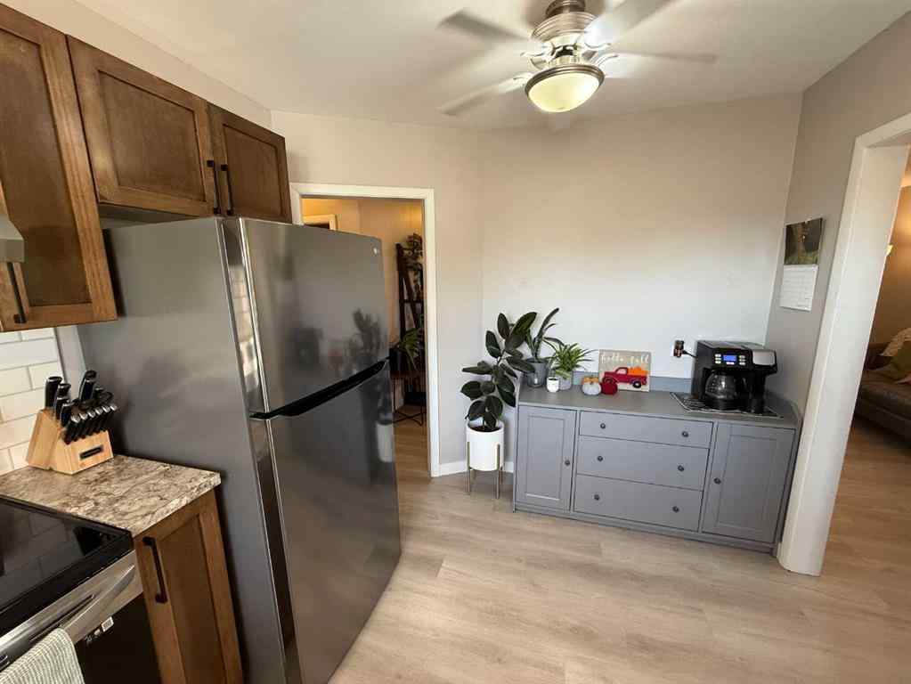 MLS® A2258346 - 5047 51 Street  in NONE Mannville, Residential