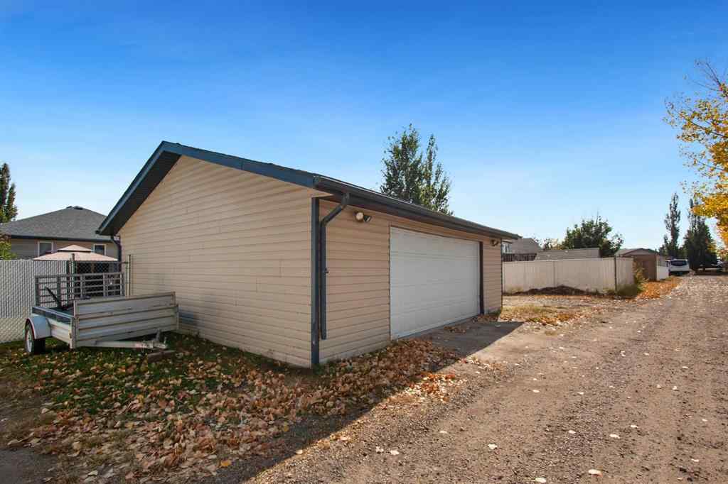 MLS® A2258351 - 40 Douglas Close  in Park Place Penhold, Residential