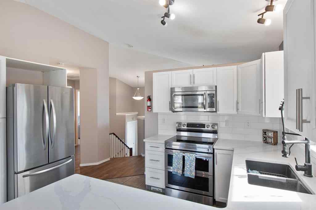 MLS® A2258351 - 40 Douglas Close  in Park Place Penhold, Residential