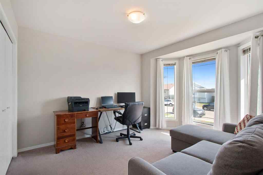 MLS® A2258351 - 40 Douglas Close  in Park Place Penhold, Residential