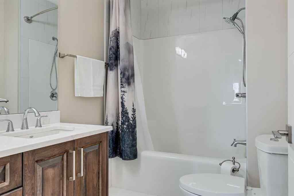 MLS® A2258354 - 125 North Bridges Bay SW in Bridges of Langdon Langdon, Residential