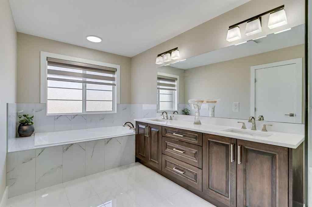 MLS® A2258354 - 125 North Bridges Bay SW in Bridges of Langdon Langdon, Residential