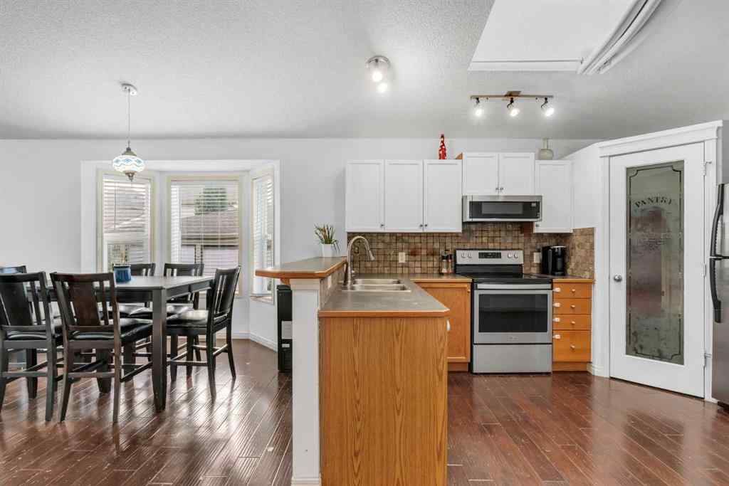MLS® A2258362 - 556 Prestwick Circle SE in McKenzie Towne Calgary, Residential