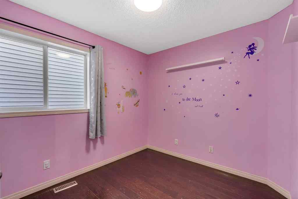 MLS® A2258362 - 556 Prestwick Circle SE in McKenzie Towne Calgary, Residential
