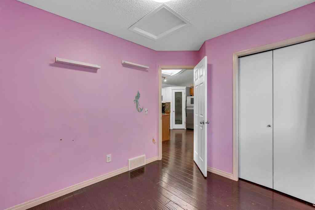 MLS® A2258362 - 556 Prestwick Circle SE in McKenzie Towne Calgary, Residential