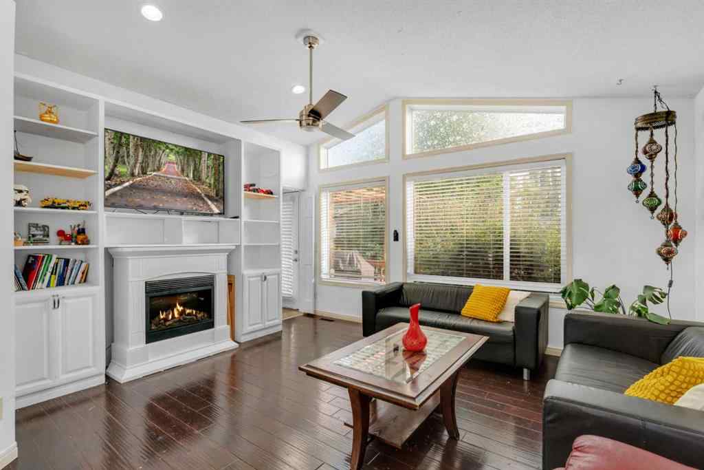 MLS® A2258362 - 556 Prestwick Circle SE in McKenzie Towne Calgary, Residential