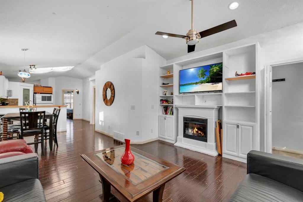 MLS® A2258362 - 556 Prestwick Circle SE in McKenzie Towne Calgary, Residential
