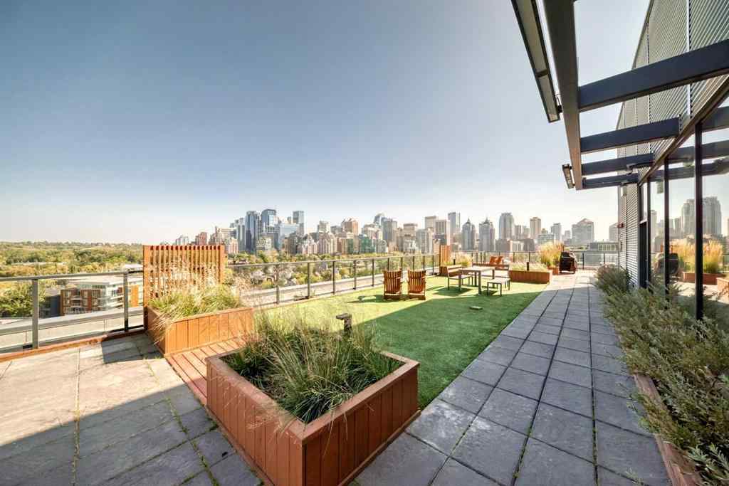 MLS® A2258366 - Unit #202 327 9A Street NW in Sunnyside Calgary, Residential
