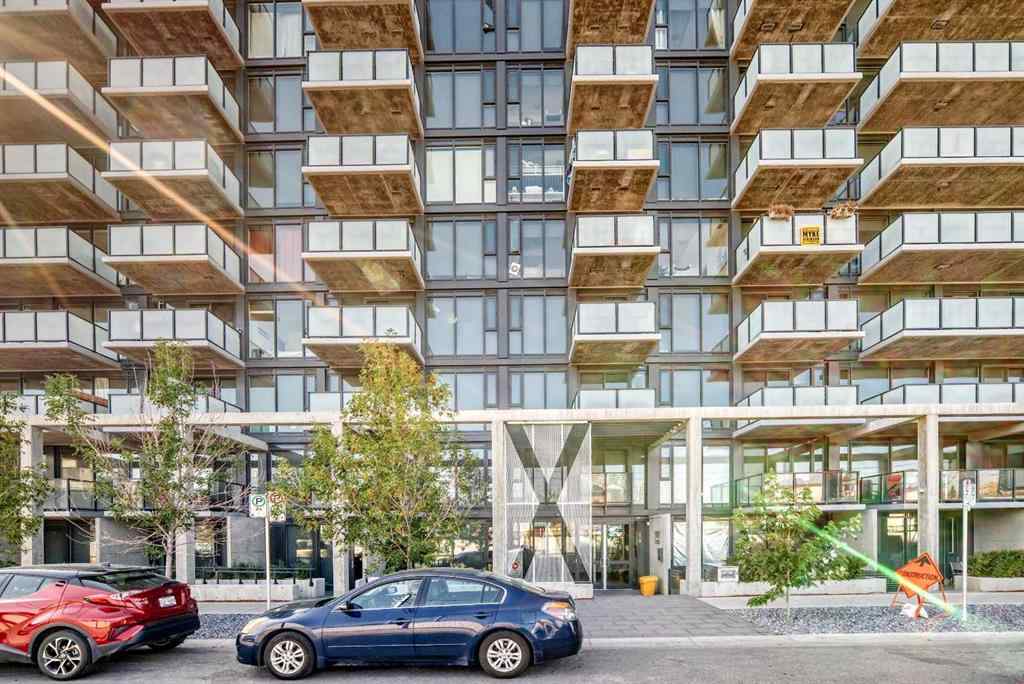 MLS® A2258366 - Unit #202 327 9A Street NW in Sunnyside Calgary, Residential