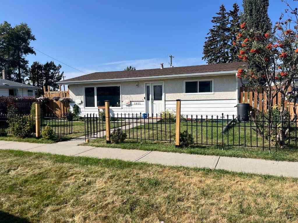 MLS® A2258371 - 5012 53 Street  in Rocky Mtn House Rocky Mountain House, Residential