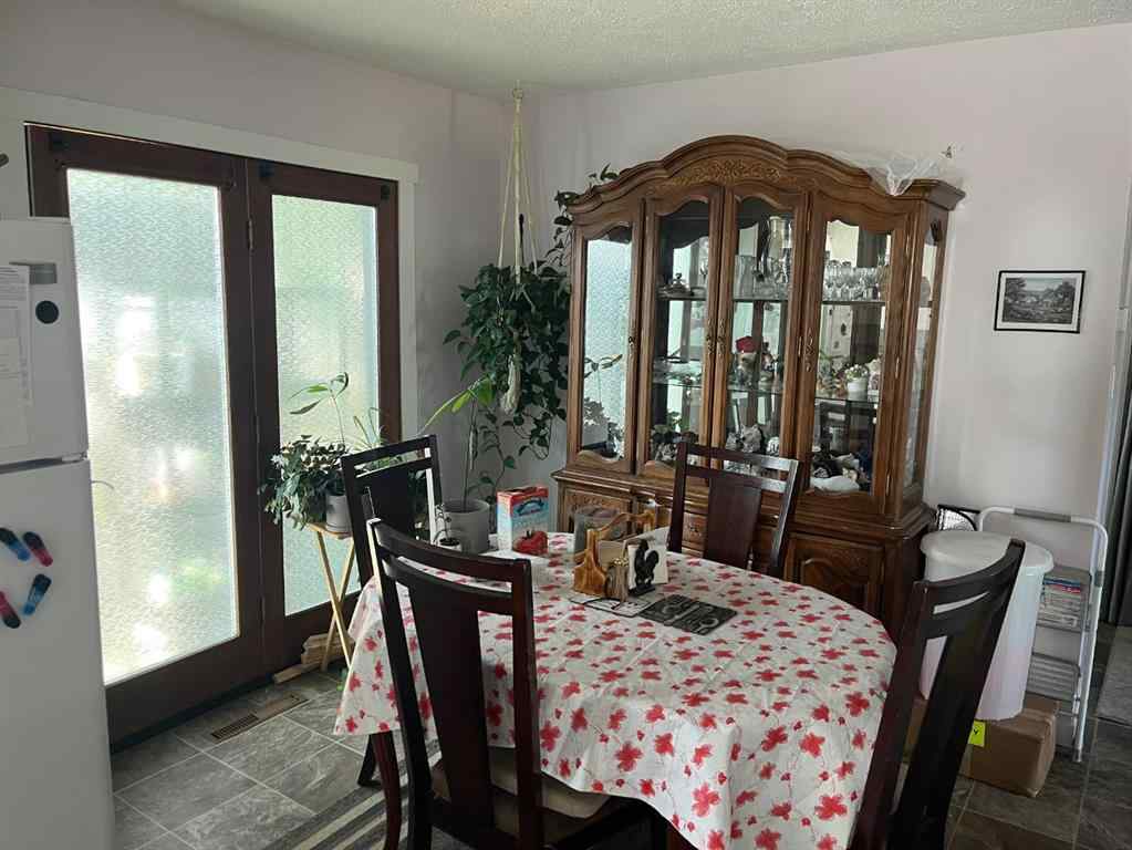 MLS® A2258371 - 5012 53 Street  in Rocky Mtn House Rocky Mountain House, Residential