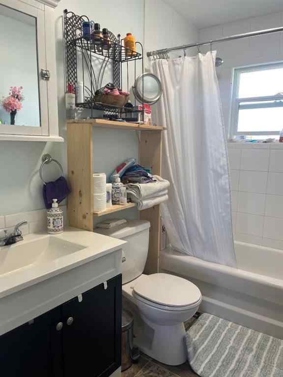 MLS® A2258371 - 5012 53 Street  in Rocky Mtn House Rocky Mountain House, Residential
