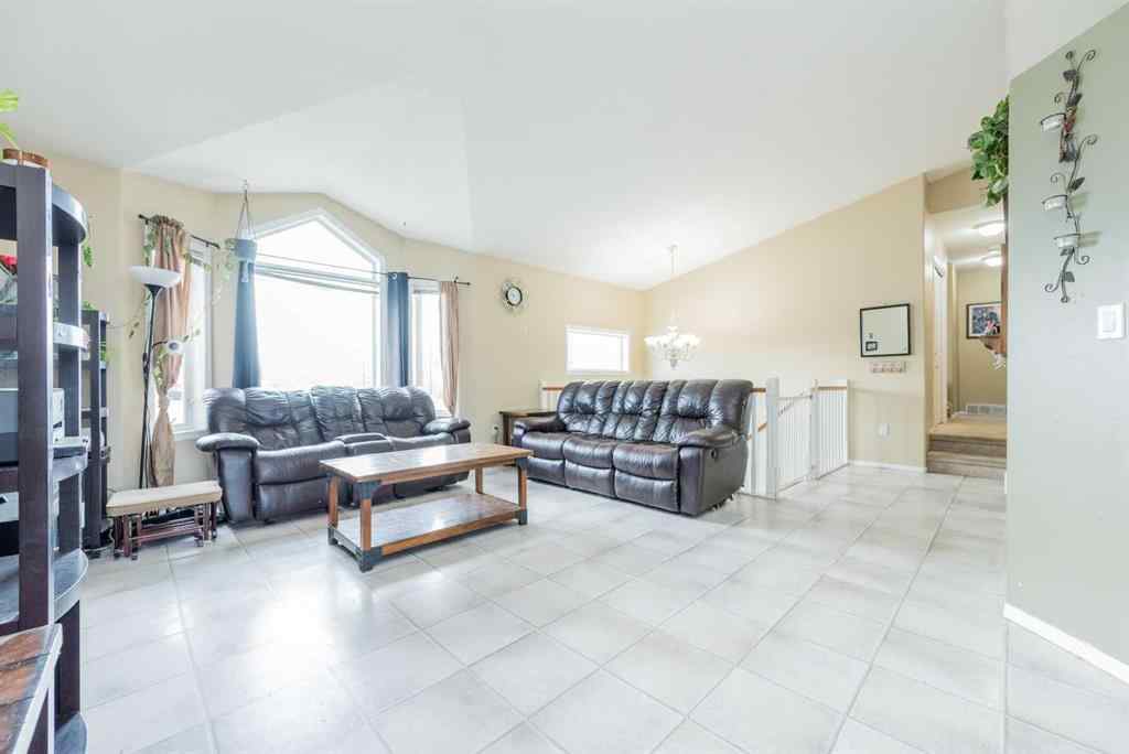 MLS® A2258373 - 10606 119A Avenue  in Royal Oaks Grande Prairie, Residential