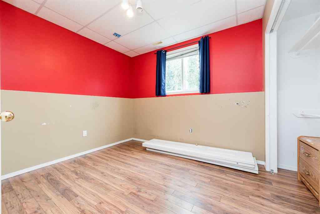 MLS® A2258373 - 10606 119A Avenue  in Royal Oaks Grande Prairie, Residential
