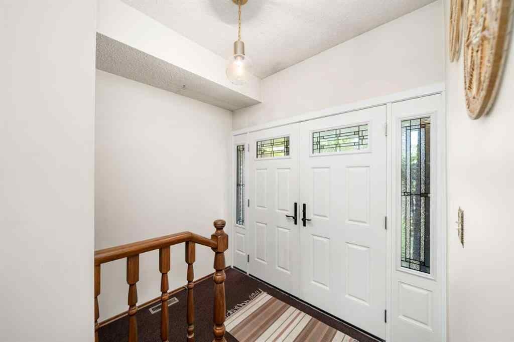 MLS® A2258374 - 4111 Varsity Road NW in Varsity Calgary, Residential