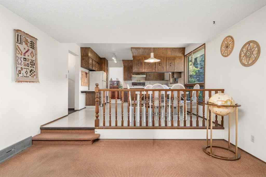MLS® A2258374 - 4111 Varsity Road NW in Varsity Calgary, Residential