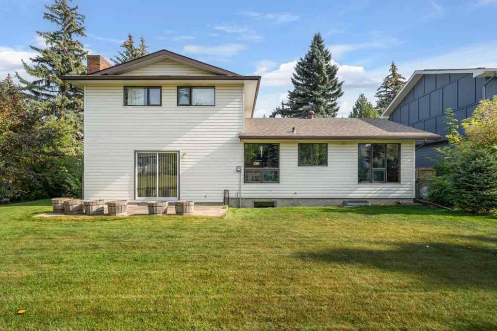 MLS® A2258374 - 4111 Varsity Road NW in Varsity Calgary, Residential