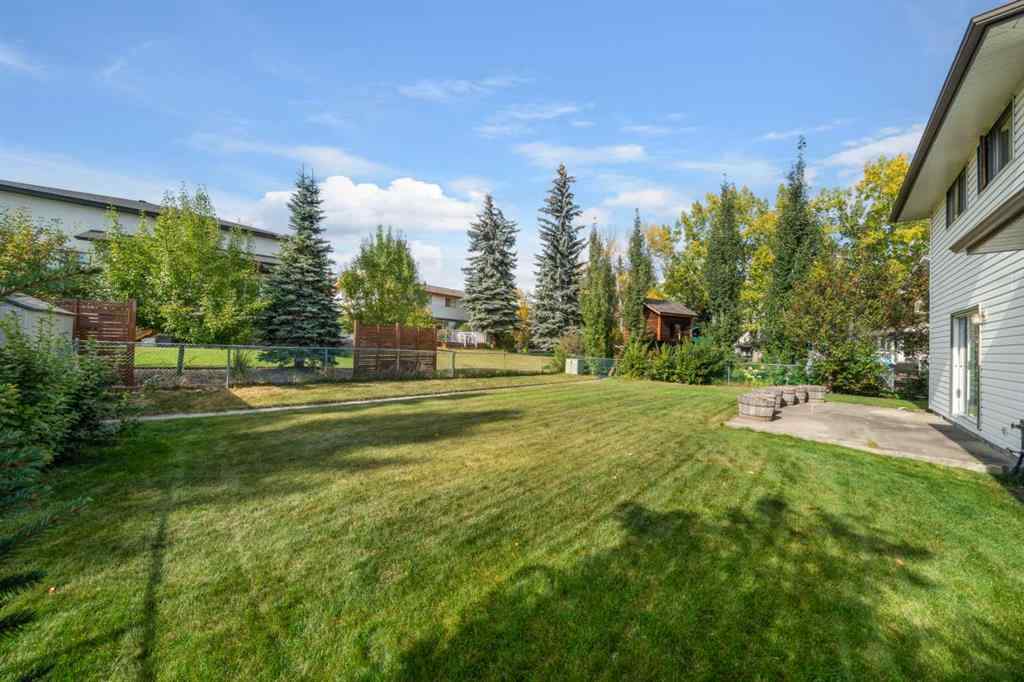MLS® A2258374 - 4111 Varsity Road NW in Varsity Calgary, Residential