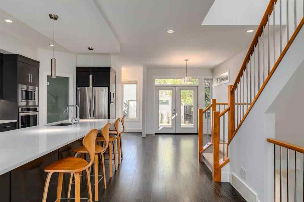 MLS® A2258378 - 3011 26A Street SW in Killarney/Glengarry Calgary, Residential