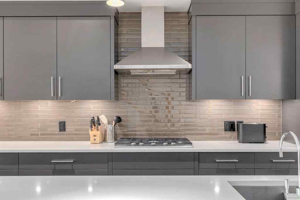 MLS® A2258378 - 3011 26A Street SW in Killarney/Glengarry Calgary, Residential