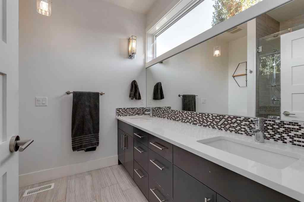 MLS® A2258378 - 3011 26A Street SW in Killarney/Glengarry Calgary, Residential