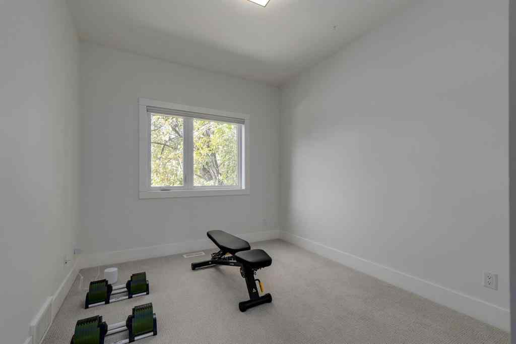 MLS® A2258378 - 3011 26A Street SW in Killarney/Glengarry Calgary, Residential