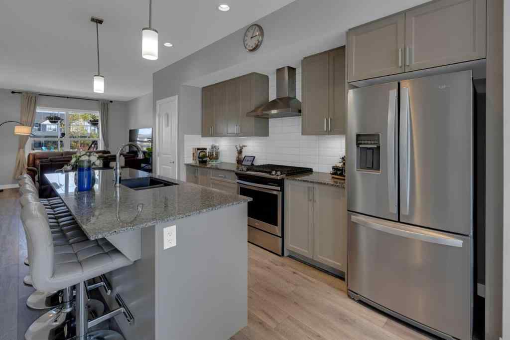 MLS® A2258384 - 1100 Midtown Lane SW in Midtown Airdrie, Residential