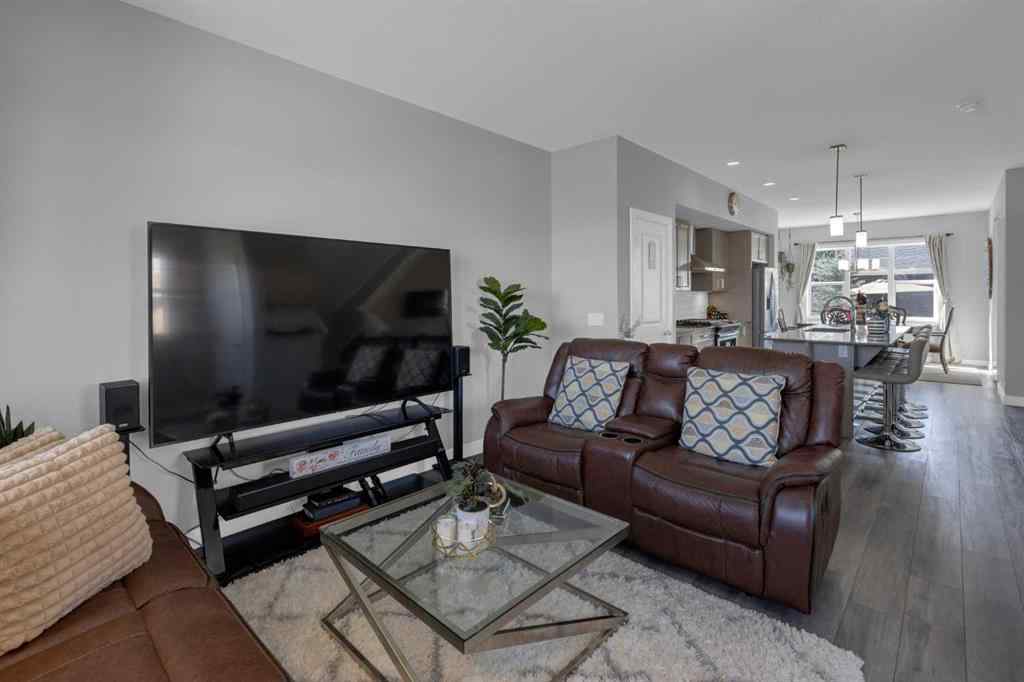 MLS® A2258384 - 1100 Midtown Lane SW in Midtown Airdrie, Residential