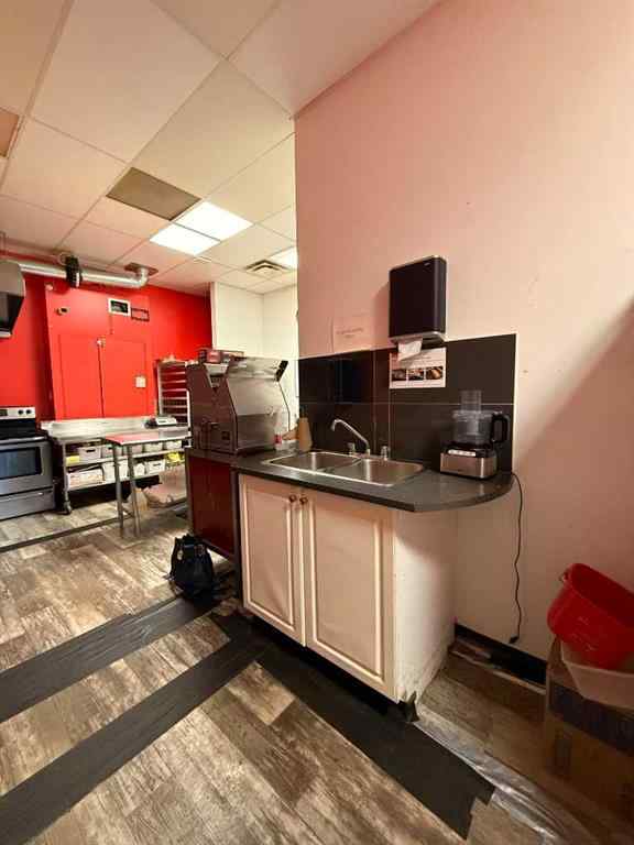 MLS® A2258385 - 123 Bakery Lane NE in Rundle Calgary, Commercial