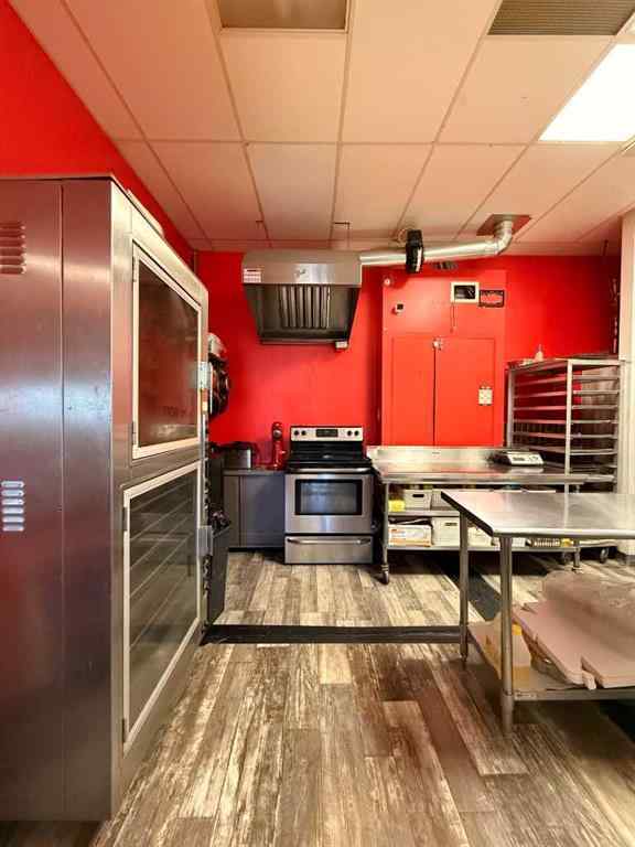 MLS® A2258385 - 123 Bakery Lane NE in Rundle Calgary, Commercial