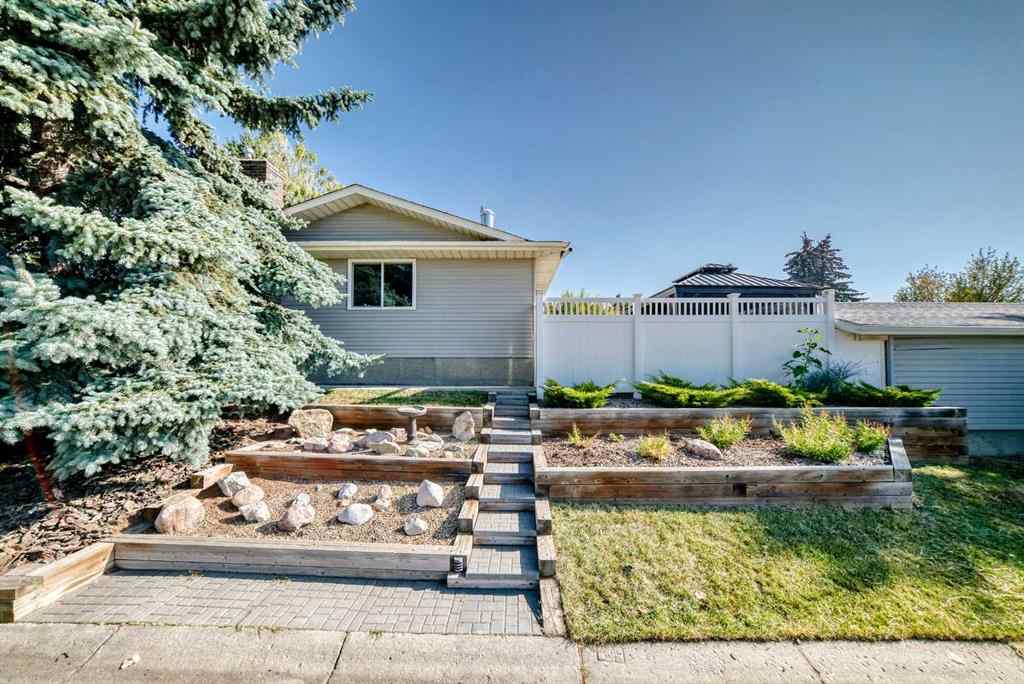 MLS® A2258387 - 8 Abadan Crescent NE in Abbeydale Calgary, Residential