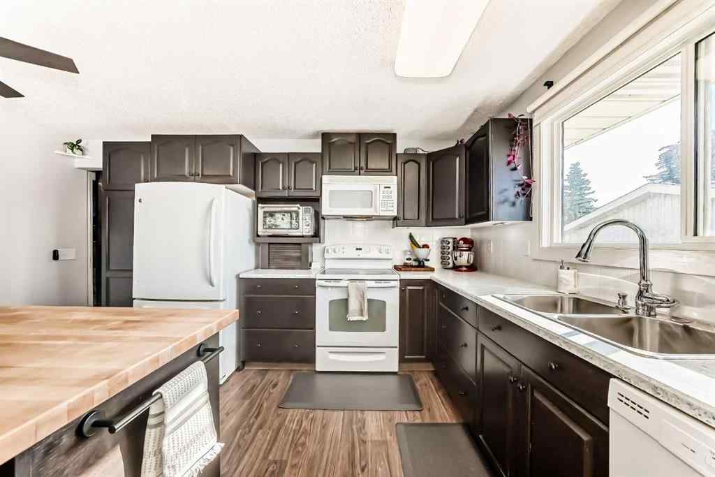 MLS® A2258387 - 8 Abadan Crescent NE in Abbeydale Calgary, Residential