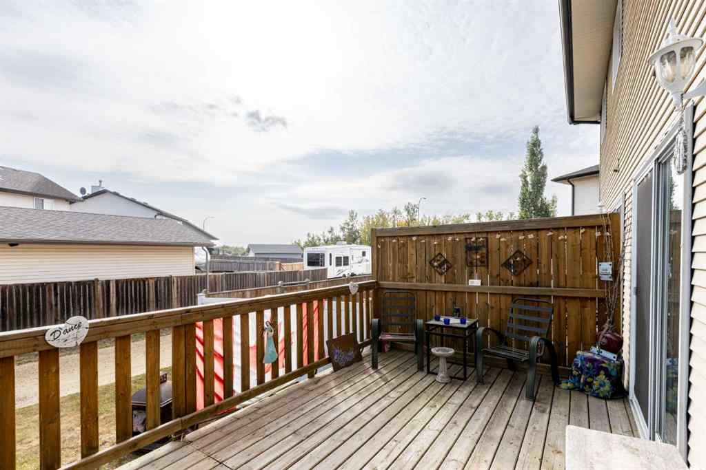 MLS® A2258388 - 24 Legend Court  in Lakeway Landing Sylvan Lake, Residential