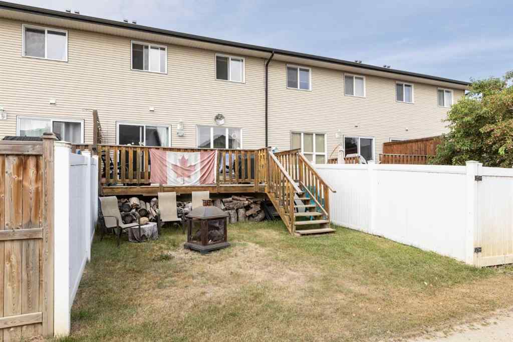 MLS® A2258388 - 24 Legend Court  in Lakeway Landing Sylvan Lake, Residential