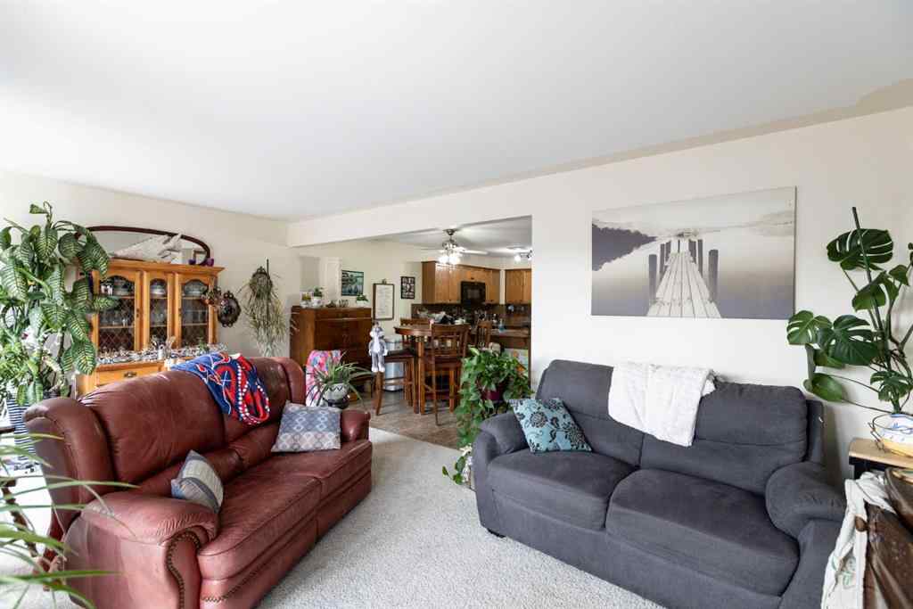 MLS® A2258388 - 24 Legend Court  in Lakeway Landing Sylvan Lake, Residential