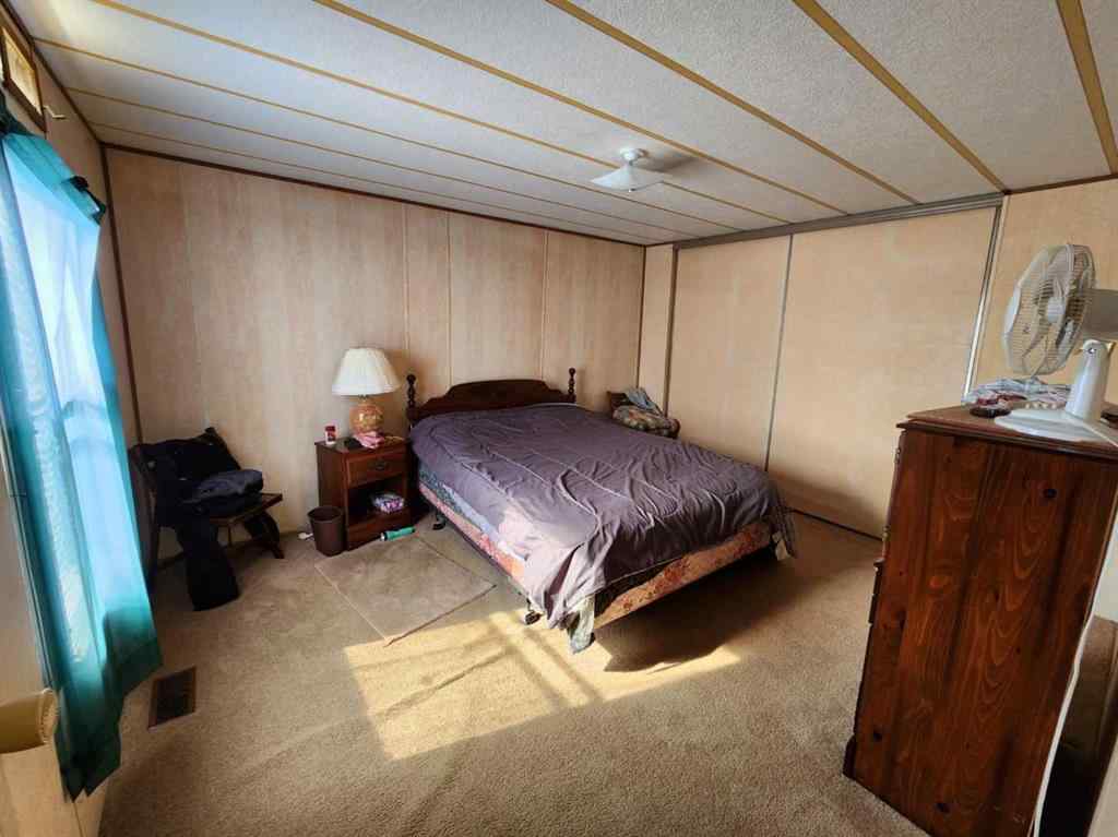 MLS® A2258395 - 5512 51 Street   in NONE Camrose, Residential